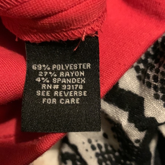 Coral pencil skirt 10 - Picture 4 of 4